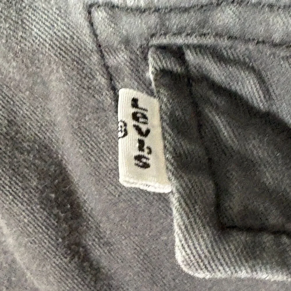 Levis Mens 36 Cargo Shorts Gray 10 Inseam Utility Pockets Outdoor Casual Summer